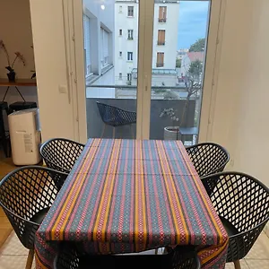 Elegant Au Pieds Du Metro Appartement Villejuif